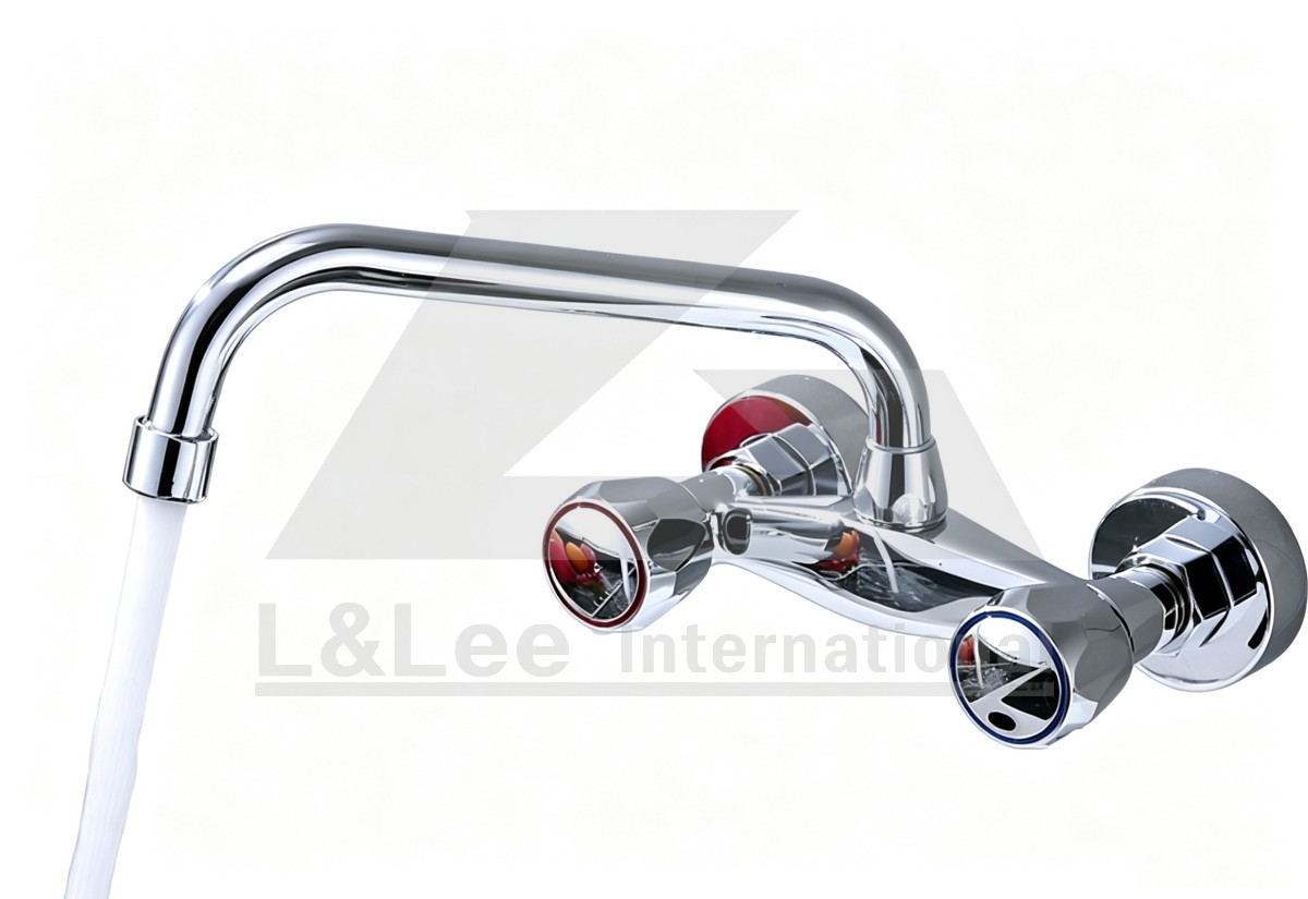 Classic-Style Low-Spout Kitchen Mixer Tap 
