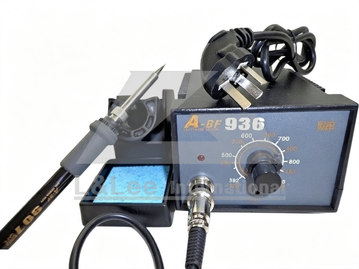 936 Soldering Station